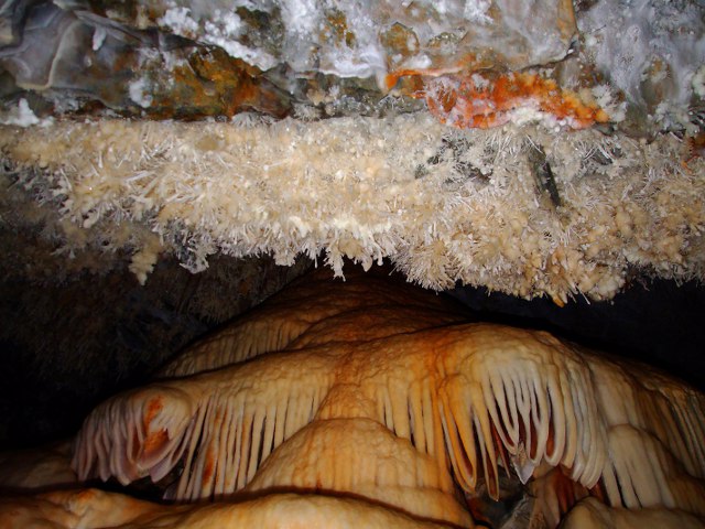 Cuevas de Castañar de Ibor - Aguzou@flickr